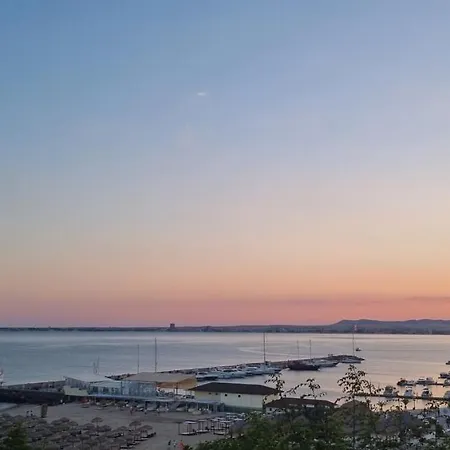 公寓 Dolce Ii Waterfront Sunset Sea View Luxury 圣弗拉斯